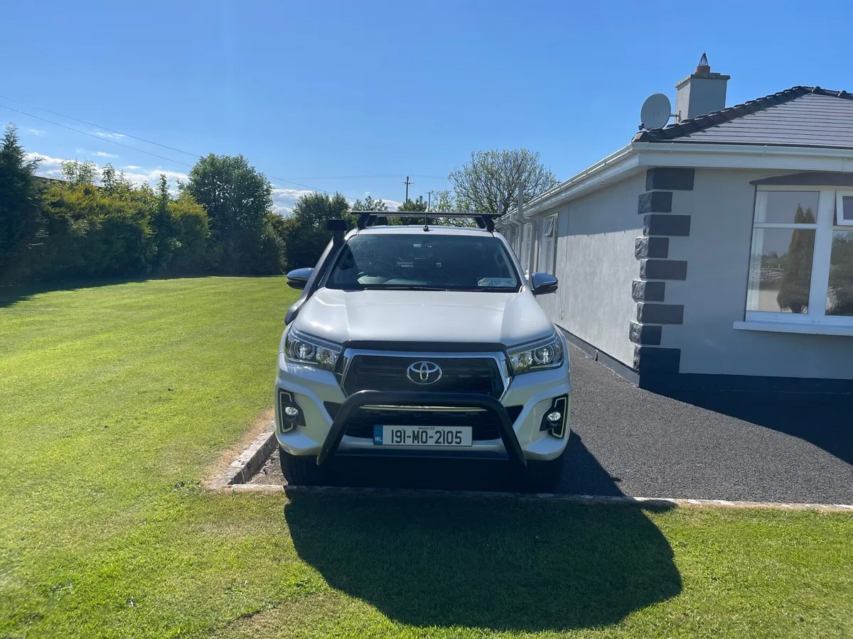 Toyota Hilux 2.8L 204BHP - Image 3