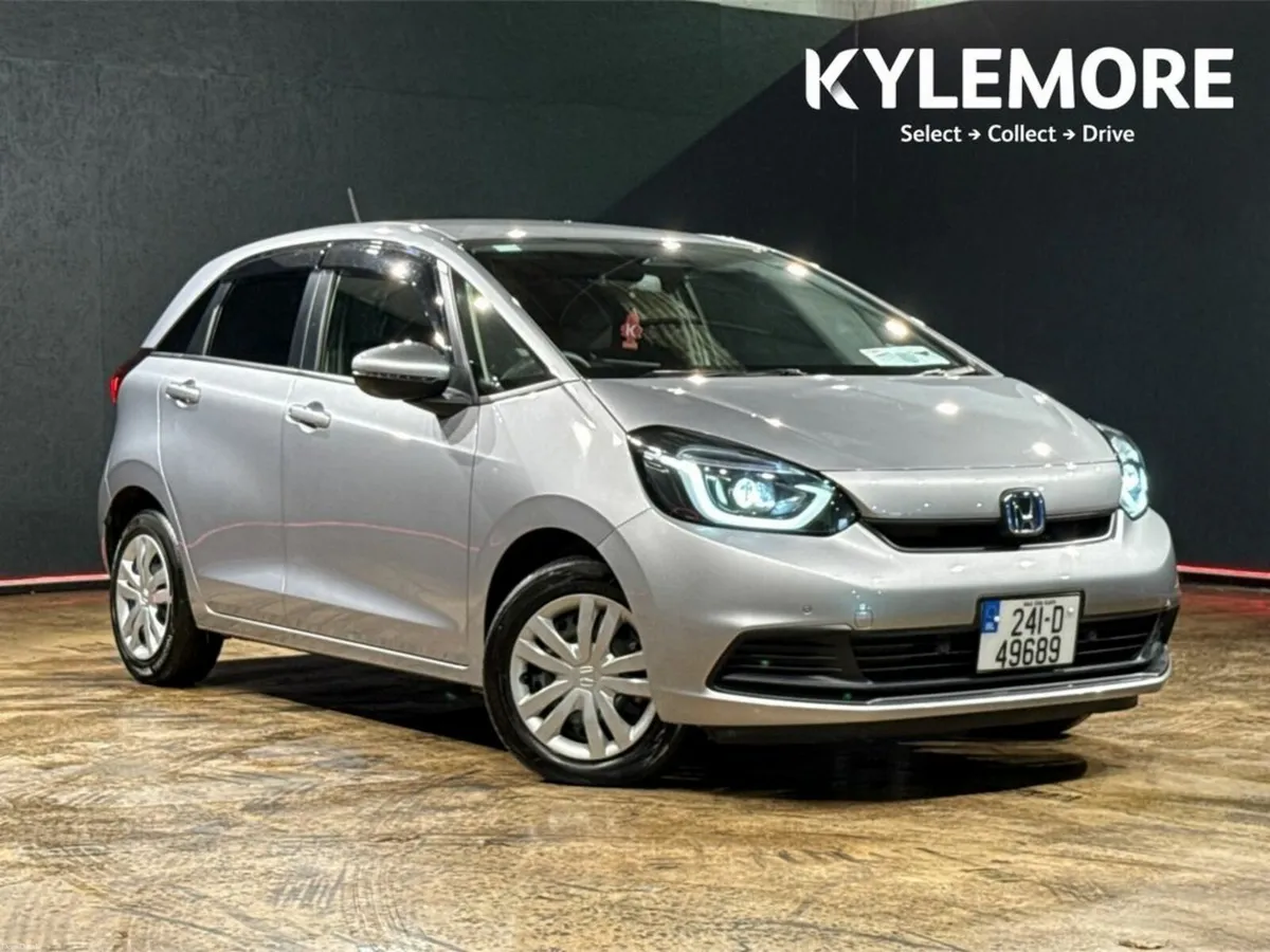 Honda Fit VERY LOW MILEAGE - E-HEV - REVERSE CAMER - Image 1