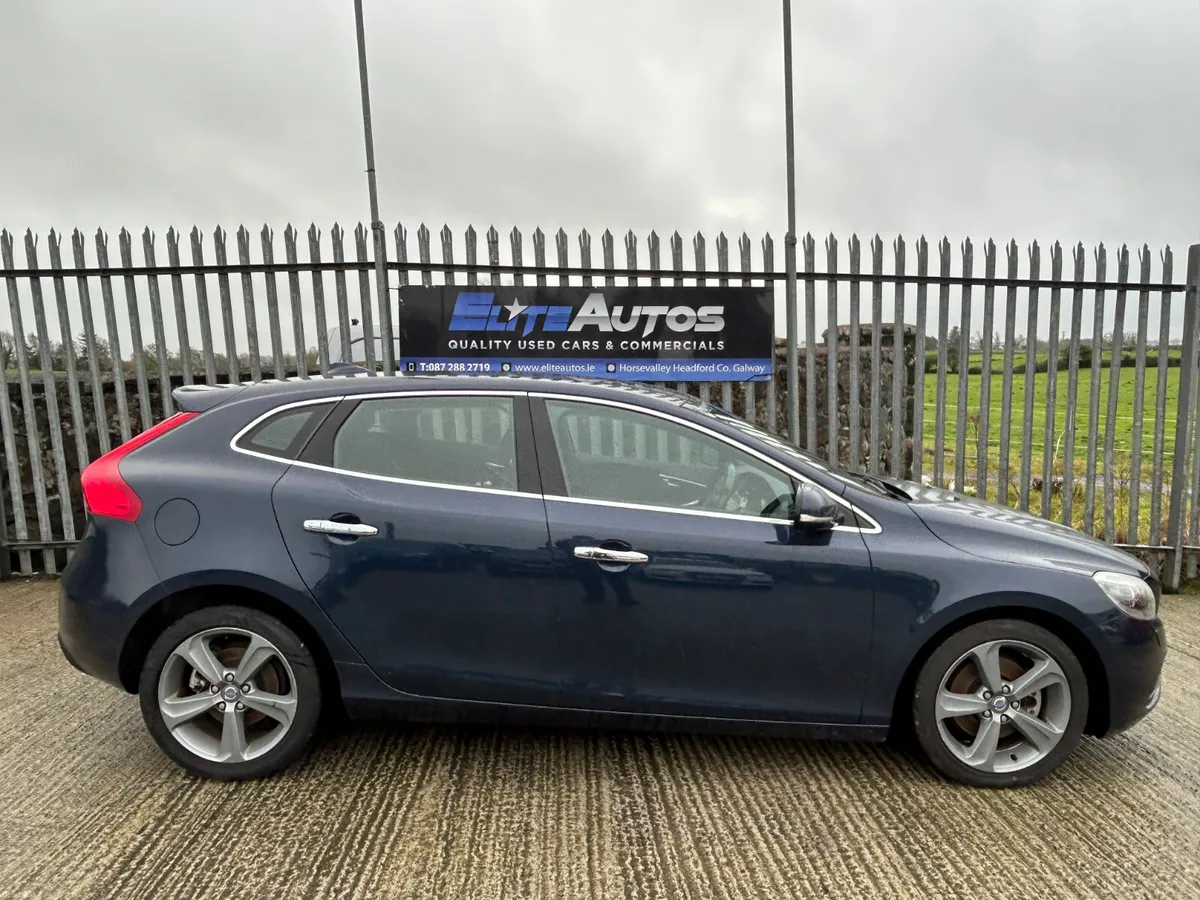 Volvo V40 T4 Automatic 2014 - Image 3
