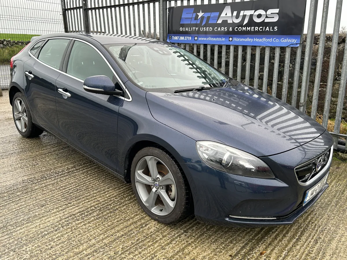 Volvo V40 T4 Automatic 2014 - Image 2
