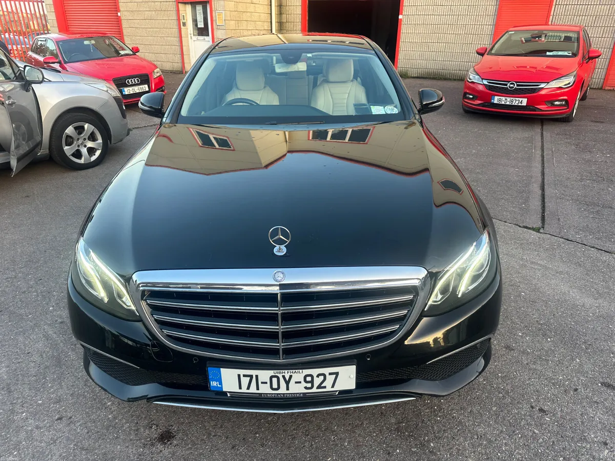 Mercedes-Benz E-Class 2017 - Image 2