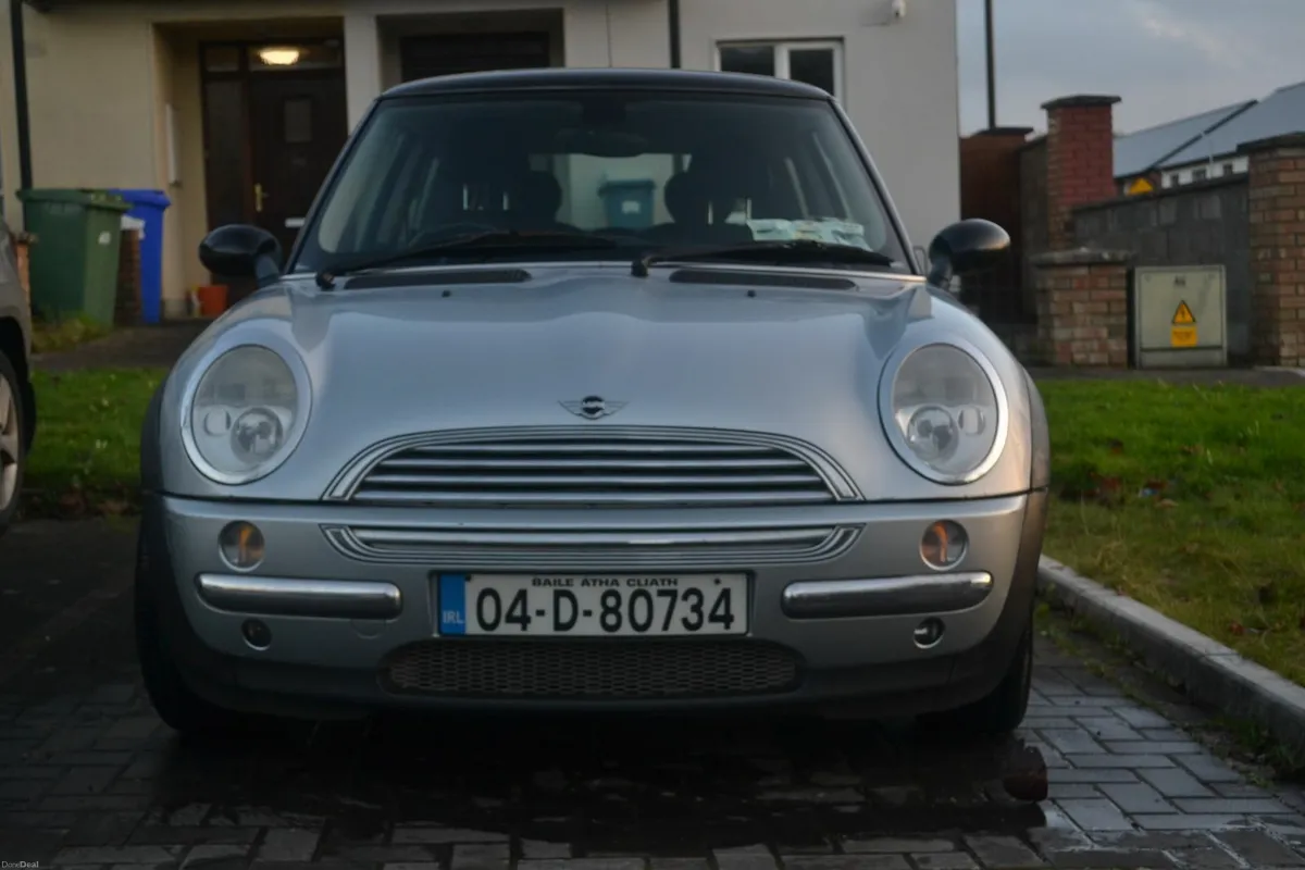 Mini Cooper 2004. 13 Months NCT. Mint Condition. - Image 2