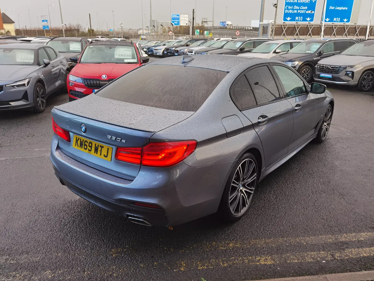 BMW 5 SERIES 530E M SPORT *HARMON/KARDON +SUNROOF* - Image 3
