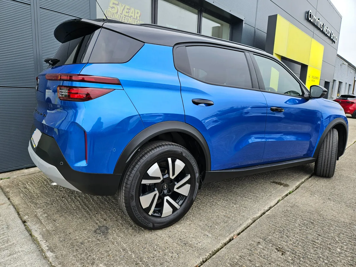 Opel Frontera 1.2 Hybrid 7 seater - Image 6