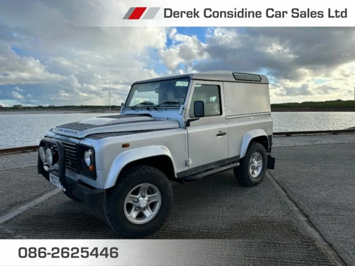 Land Rover Defender COUNTY HARD TOP - Image 1