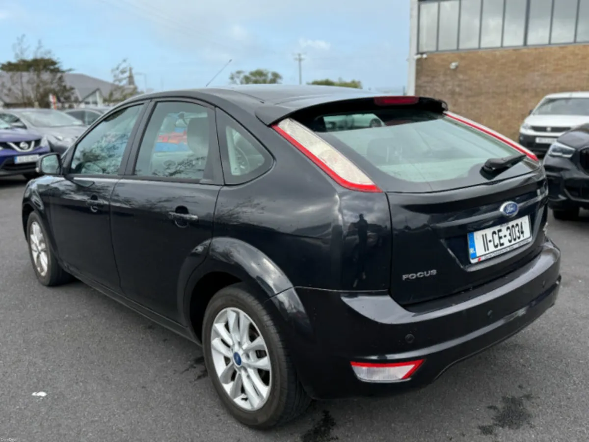 Ford Focus 1.6 TDCI Zetec 109BHP 5DR - Image 4