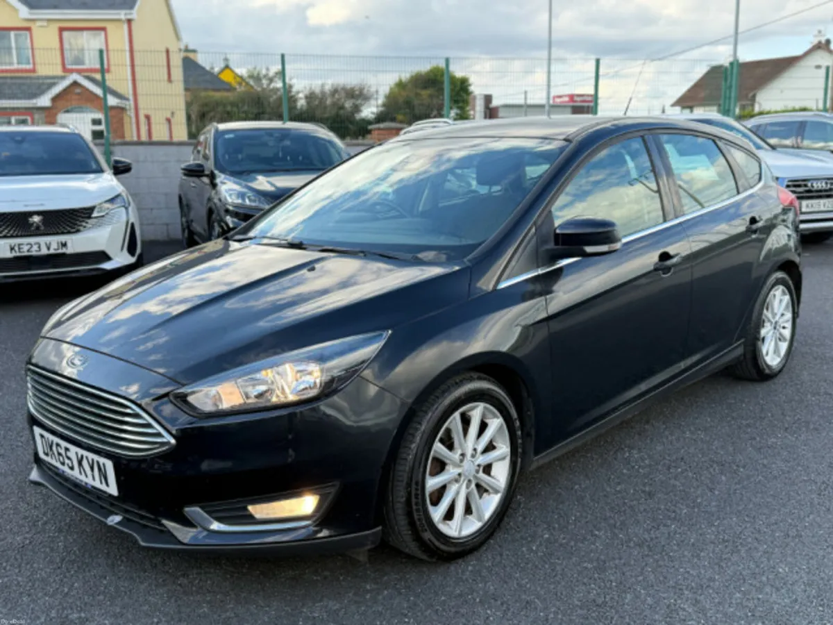 Ford Focus TITANIUM TDCI - Image 2