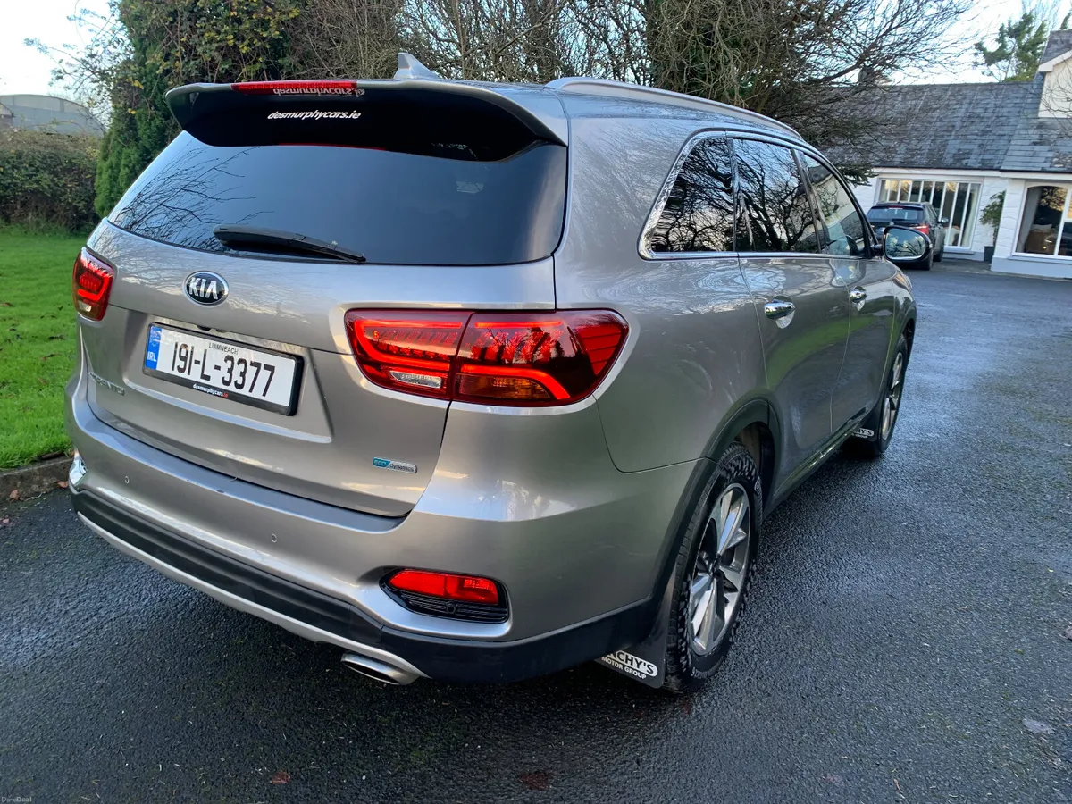 Kia Sorento 2019 7 Seater - Image 2