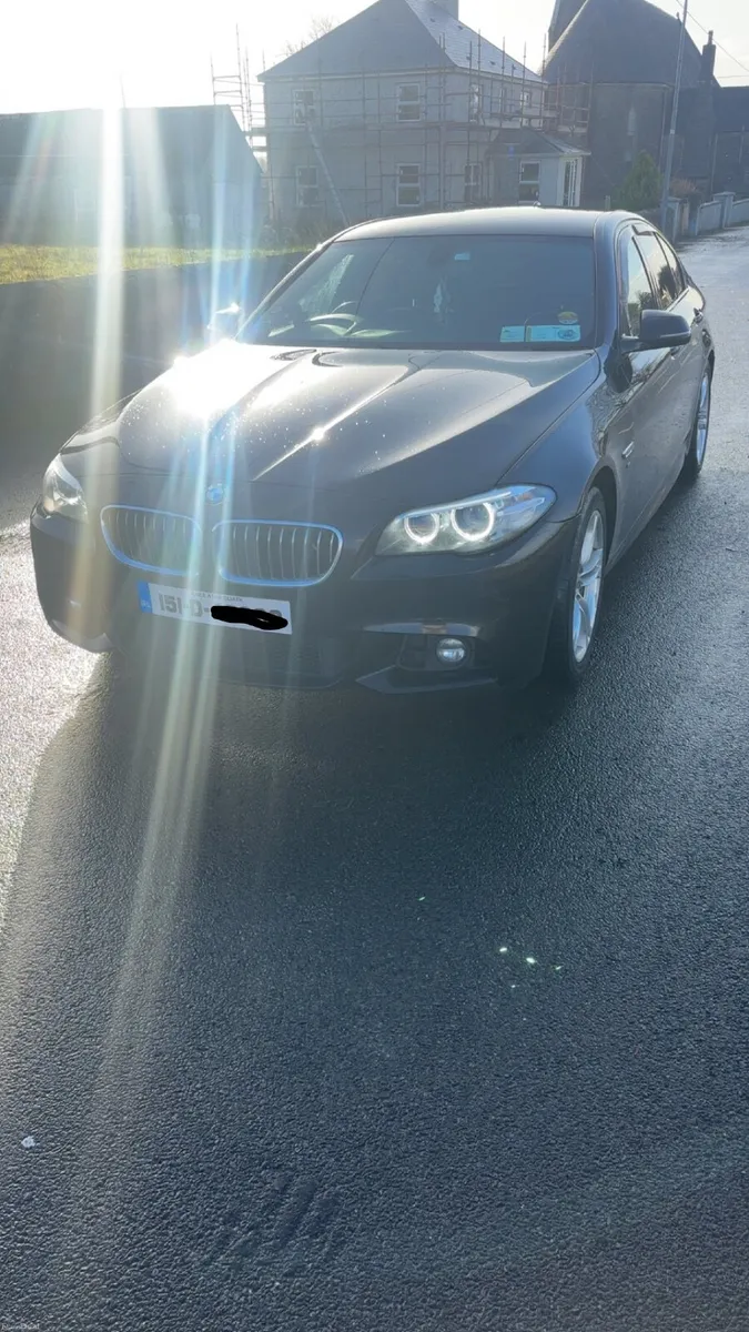 BMW 5-Series 2015 - Image 2