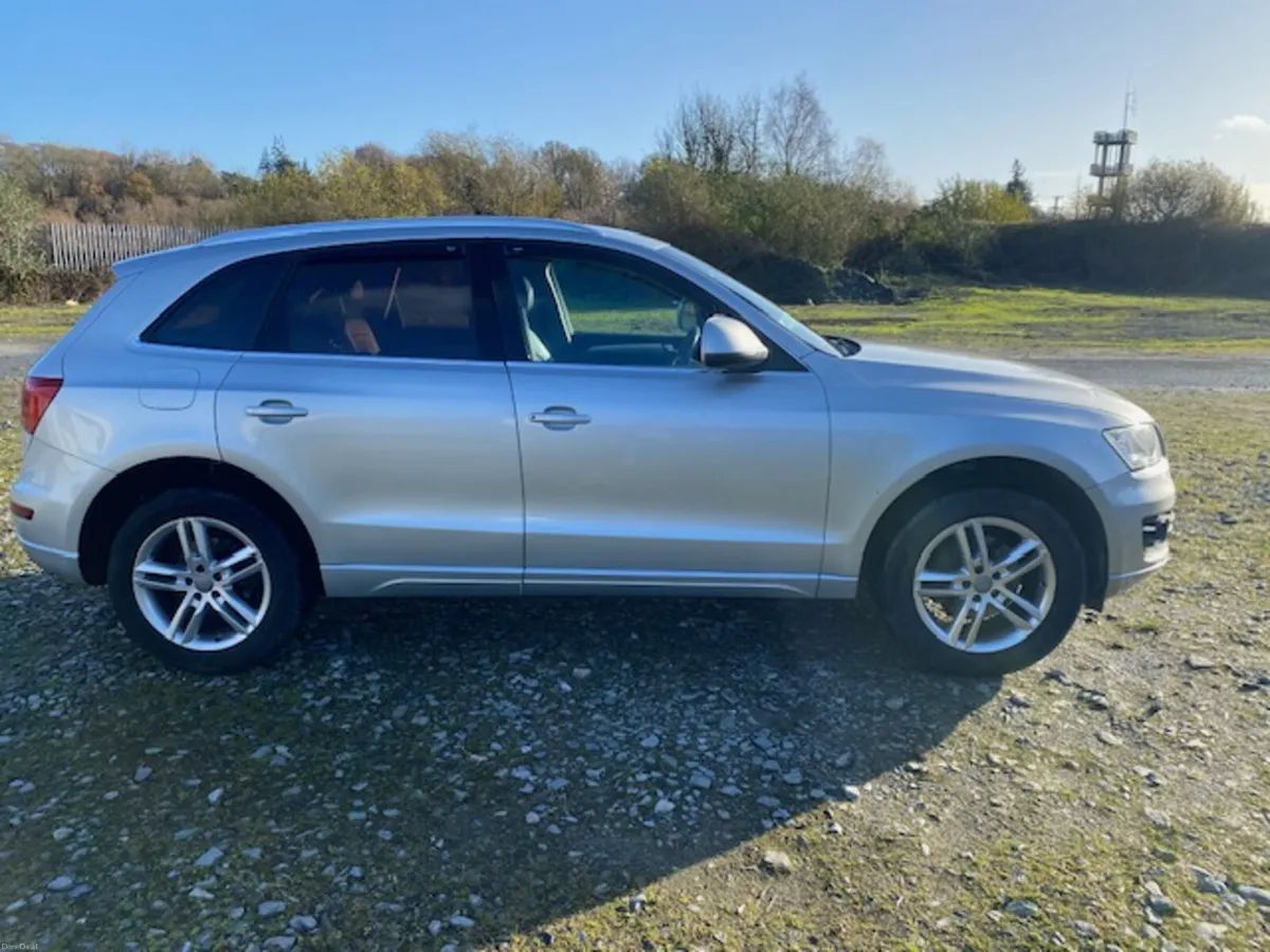 12 Audi Q5 2.0 Tdi SE Quattro - Image 2