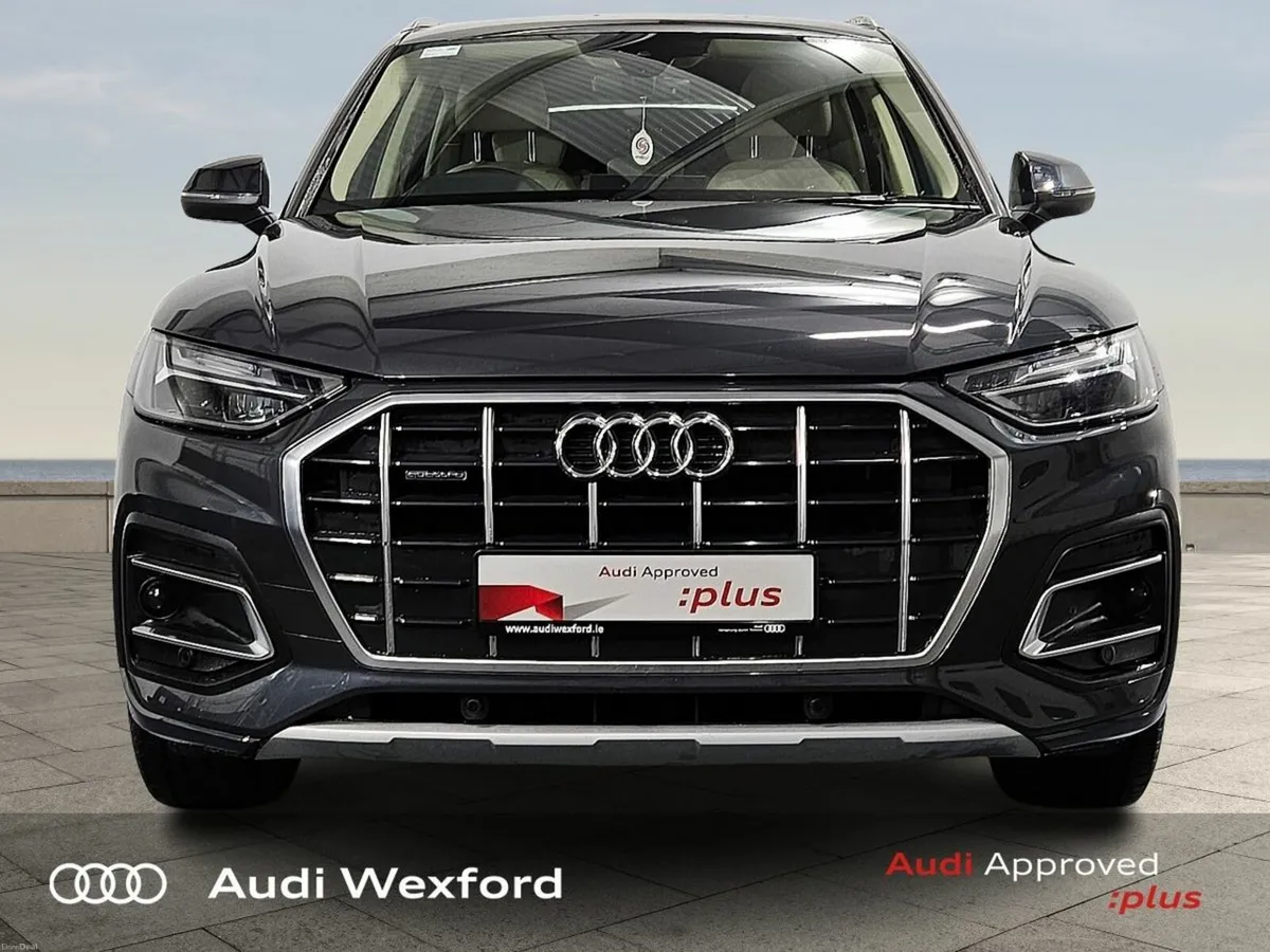 Audi Q5 40 TDI 204HP S tronic quattro SE €452p/m - Image 3