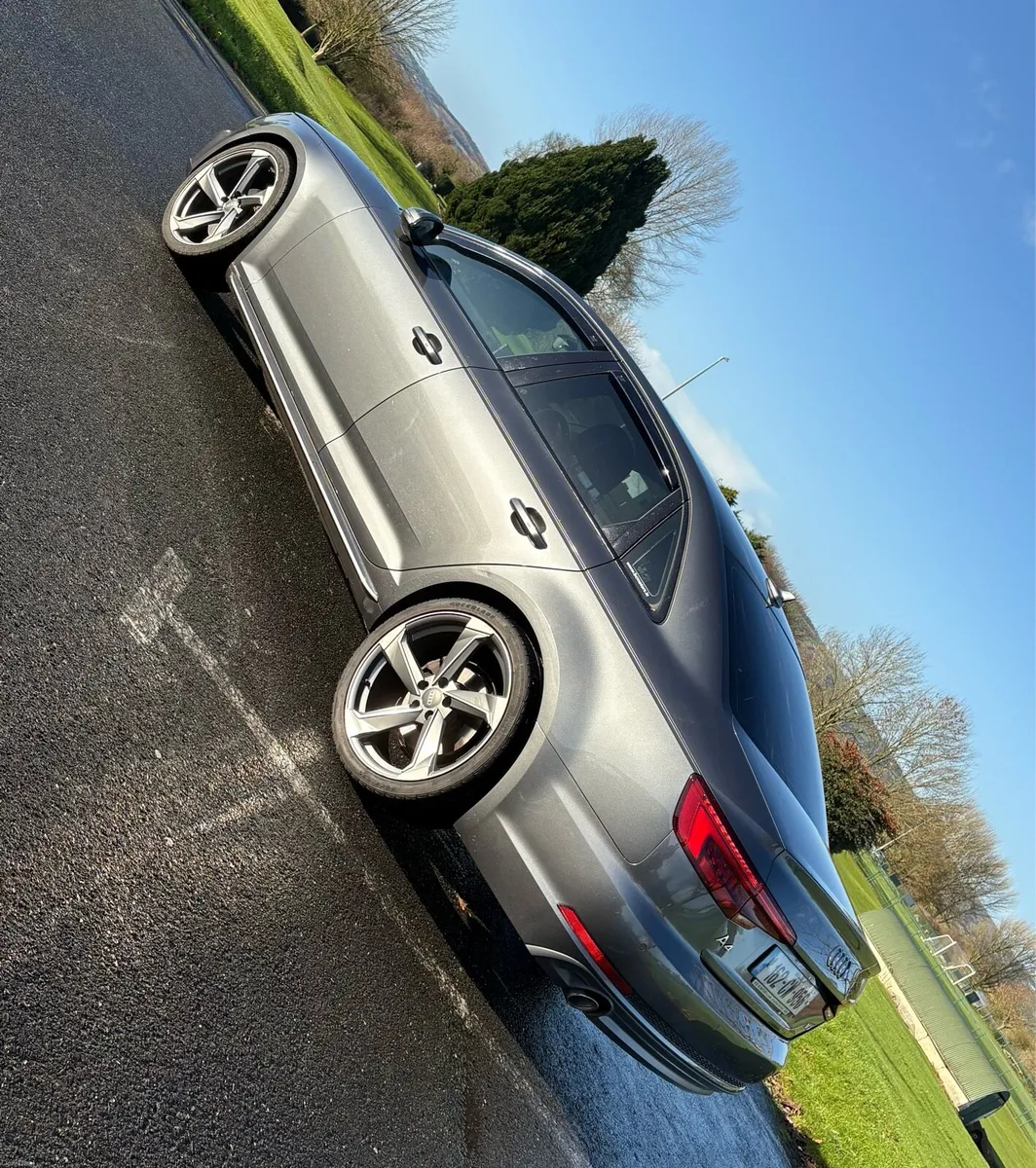2016 Audi A4 S-Line 2.0 TDI - Image 3