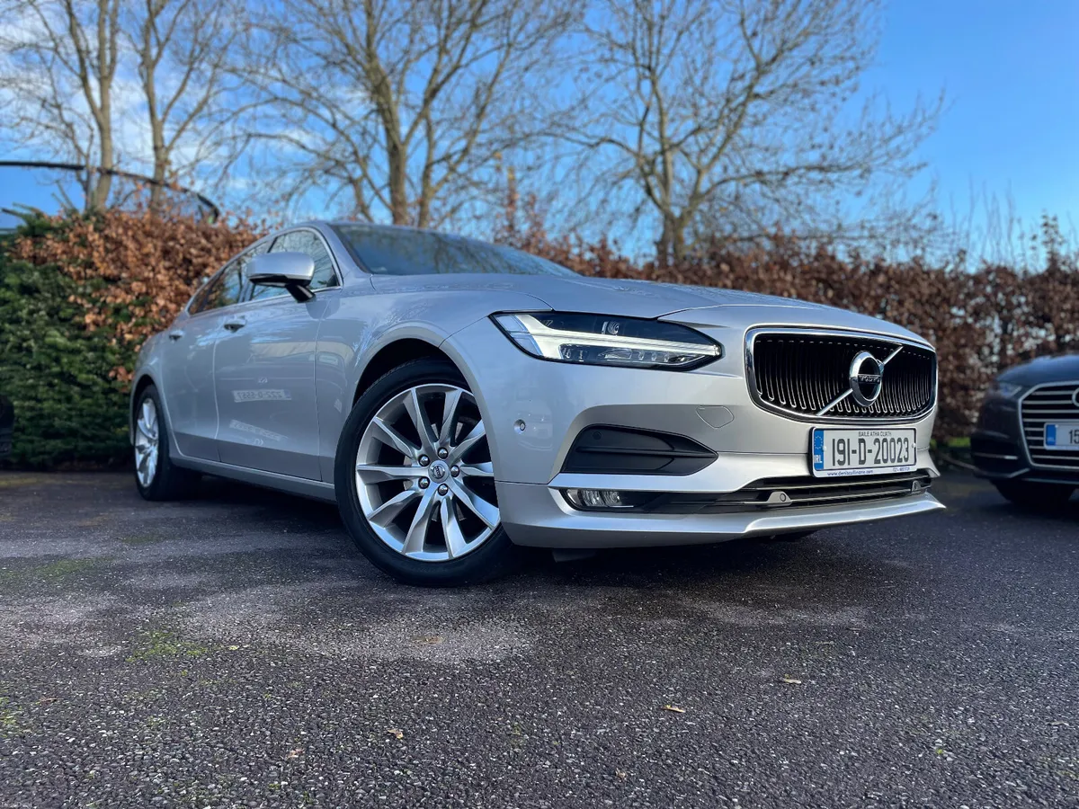 S90 MOMENTUM PLUS AUTO | TINY KMS | FINANCE - Image 4