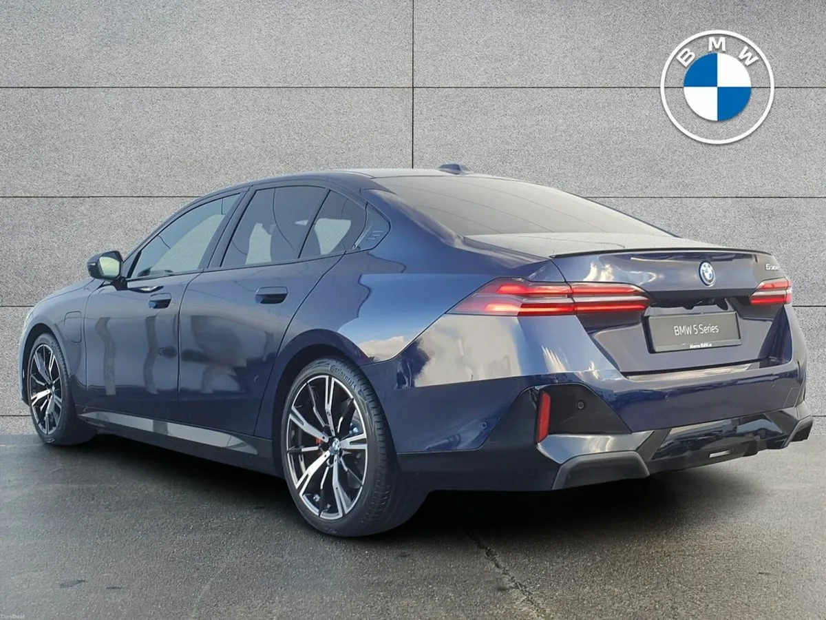 BMW 5-Series 530e M Sport Pro - Image 2