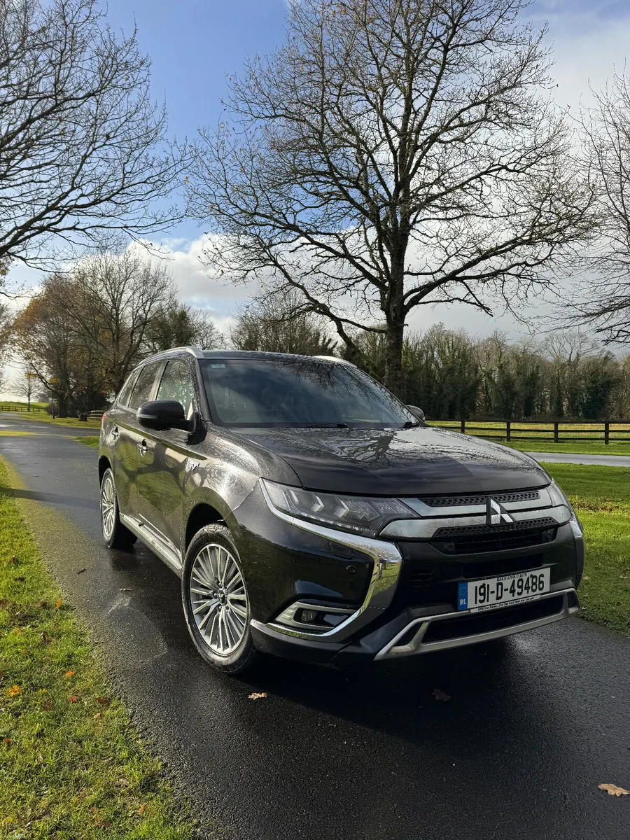 Mitsubishi Outlander 2019 - Image 2