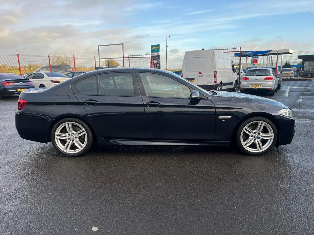 BMW 5-Series 2016 - Image 4