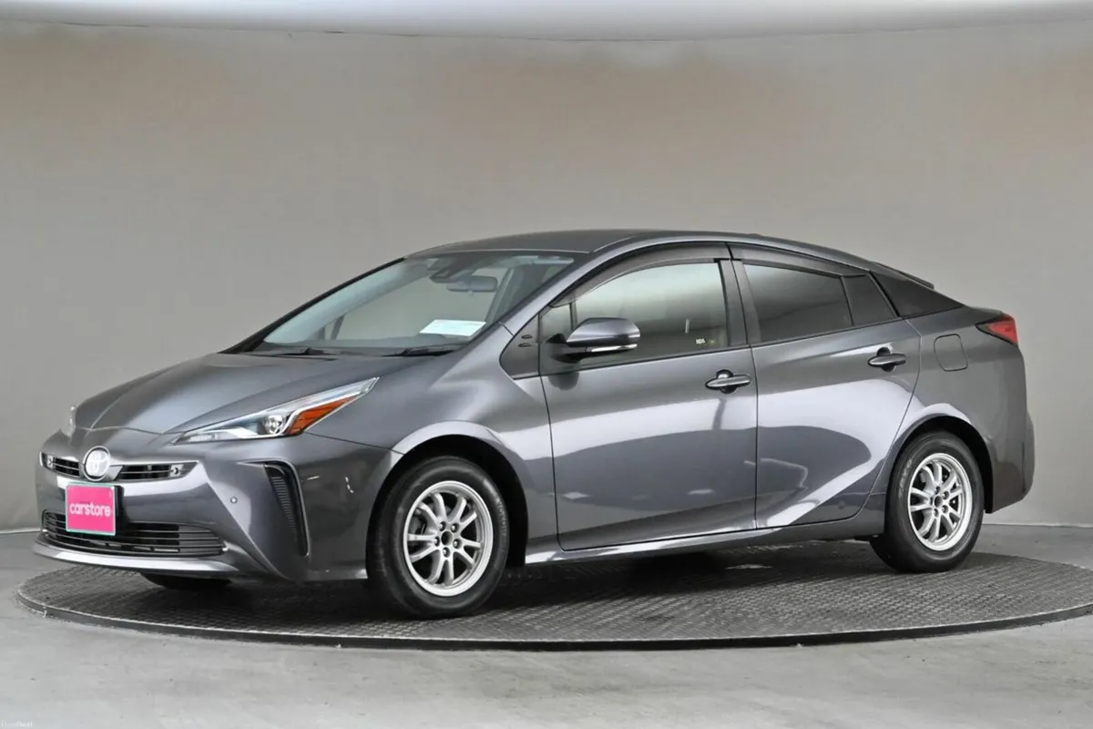 Toyota Prius 1.8 HYBRID **CARPLAY*ANDROID AUTO**RE - Image 4
