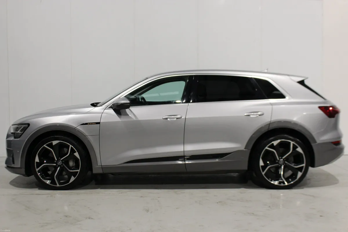 Audi e-tron 50 Quattro 2020 - Image 4
