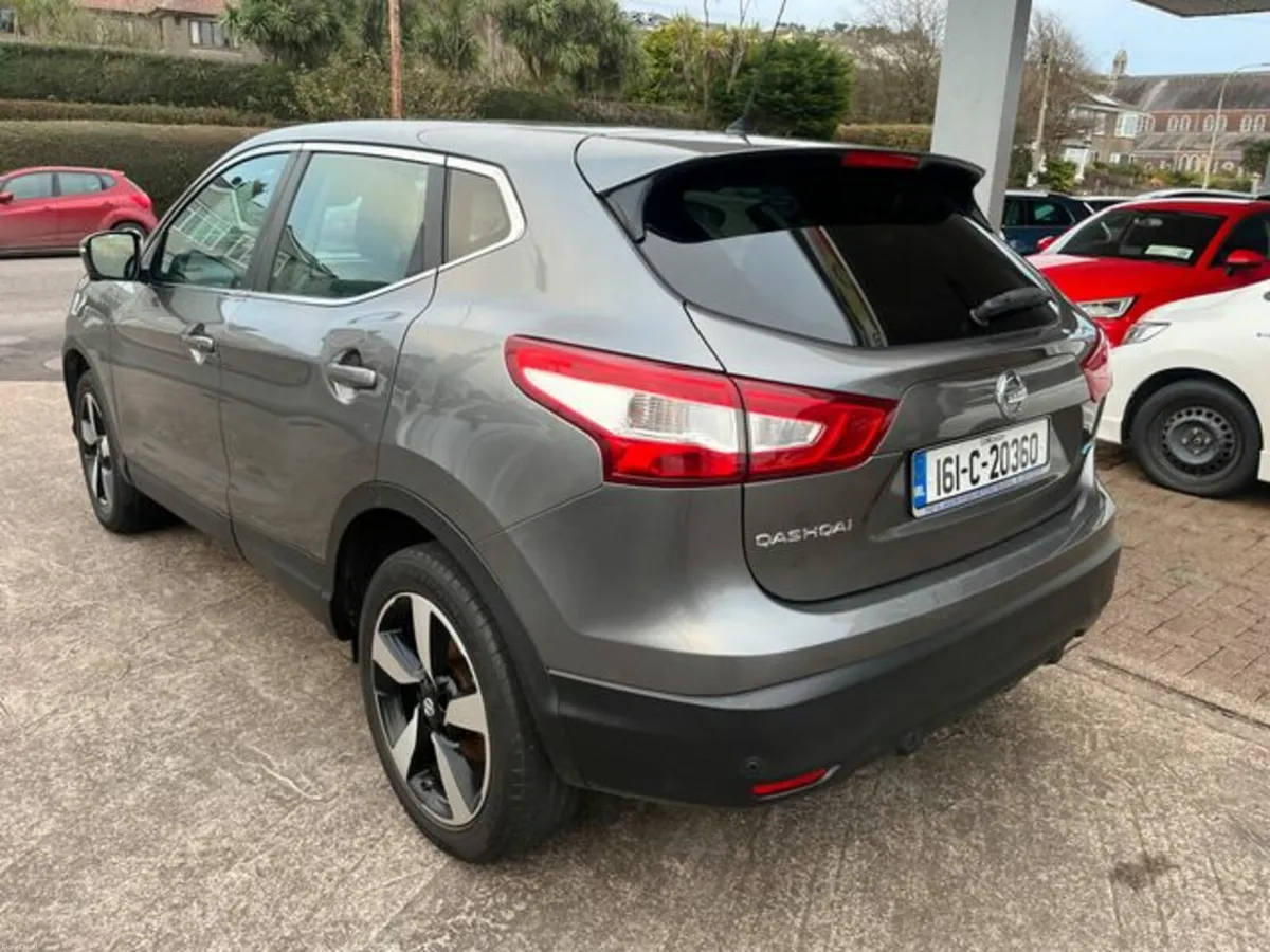 Nissan Qashqai 1.5 DCI N-connecta 110PS 5DR - Image 4