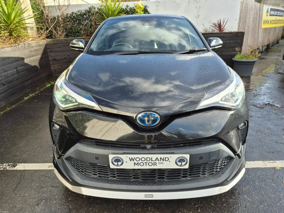 Toyota C-HR 1.8 HYBRID / SOL G-PACK NERO EDITION W - Image 4