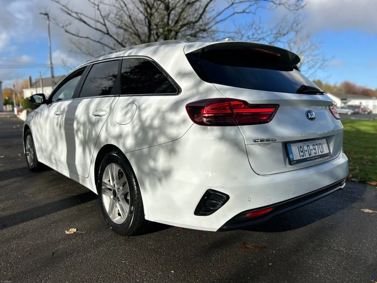 2019 Kia Ceed 1.0 litre petrol - Image 4