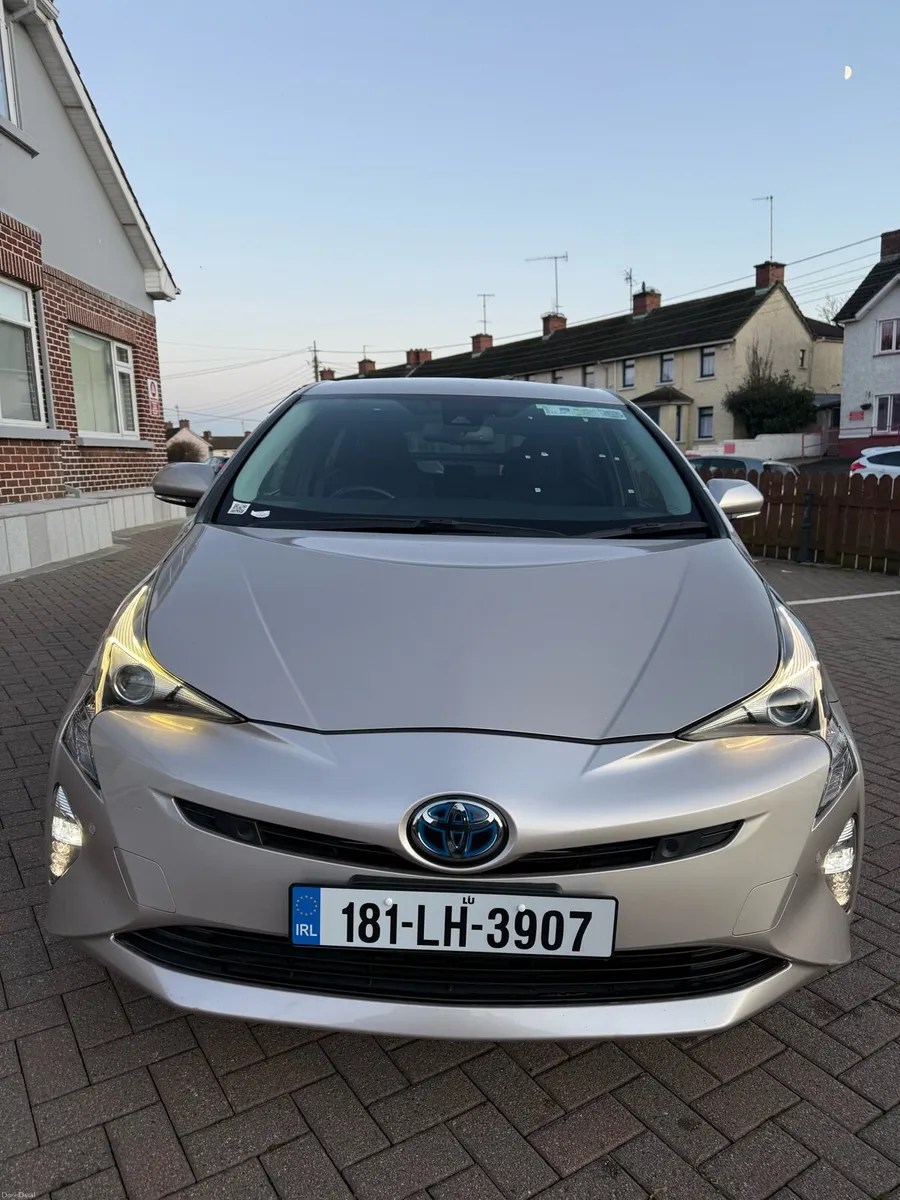 Toyota Prius 2018 ( only 27000 KM driven ) - Image 2