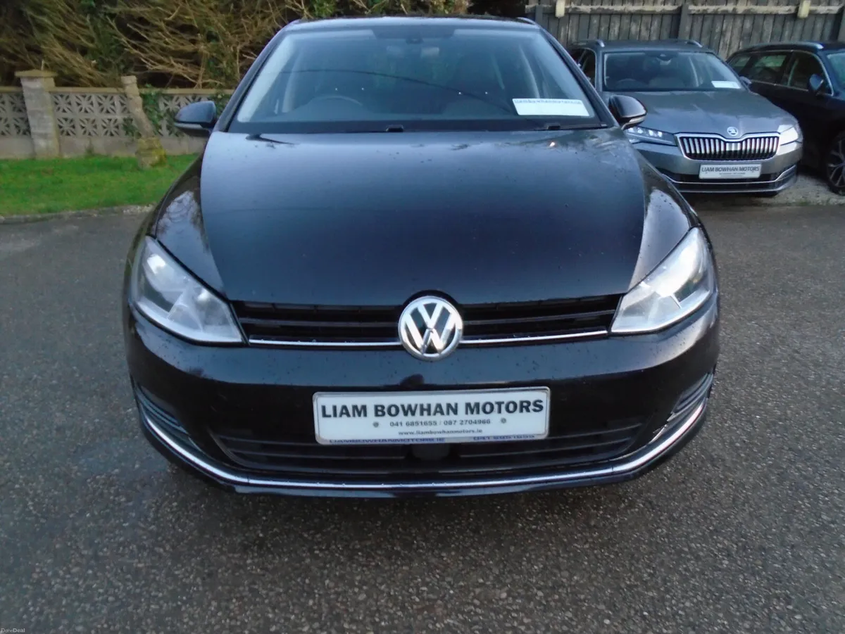 Volkswagen Golf 2017,leather,camera,fogs,highline, - Image 4