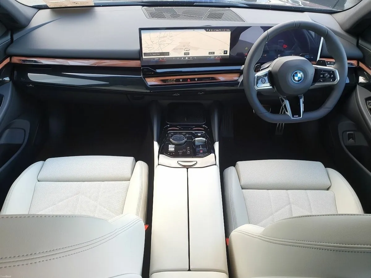 BMW 5-Series 530e M Sport - Image 4