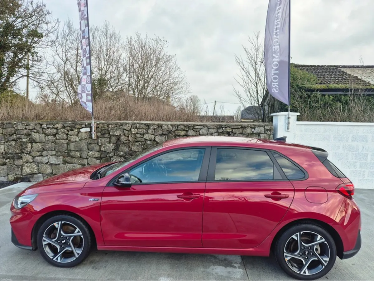 Hyundai i30 I 30 NLINE 5DR PETROL - Image 2