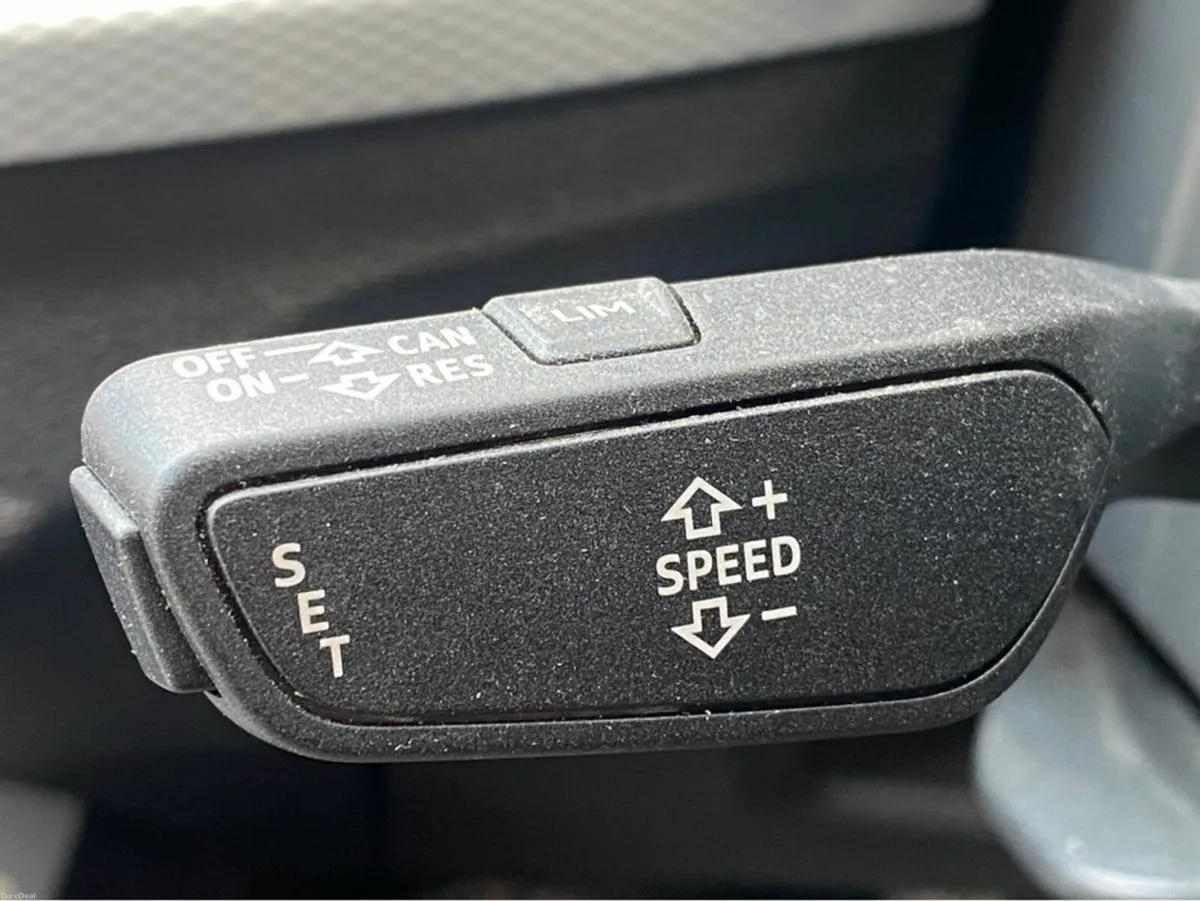 Audi Q2 1.0 TFSI 116 S-TRONIC SE @ Waltons Garage - Image 4