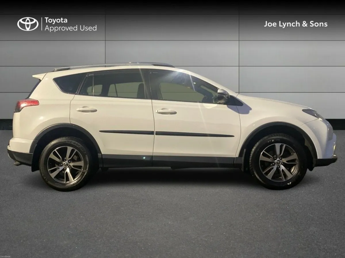 Toyota RAV4 RAV4 2.0D-4D LUNA - Image 3