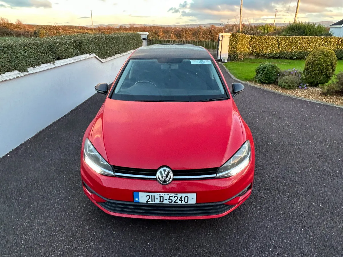 Volkswagen Golf 2021 TRADE  SALE - Image 4