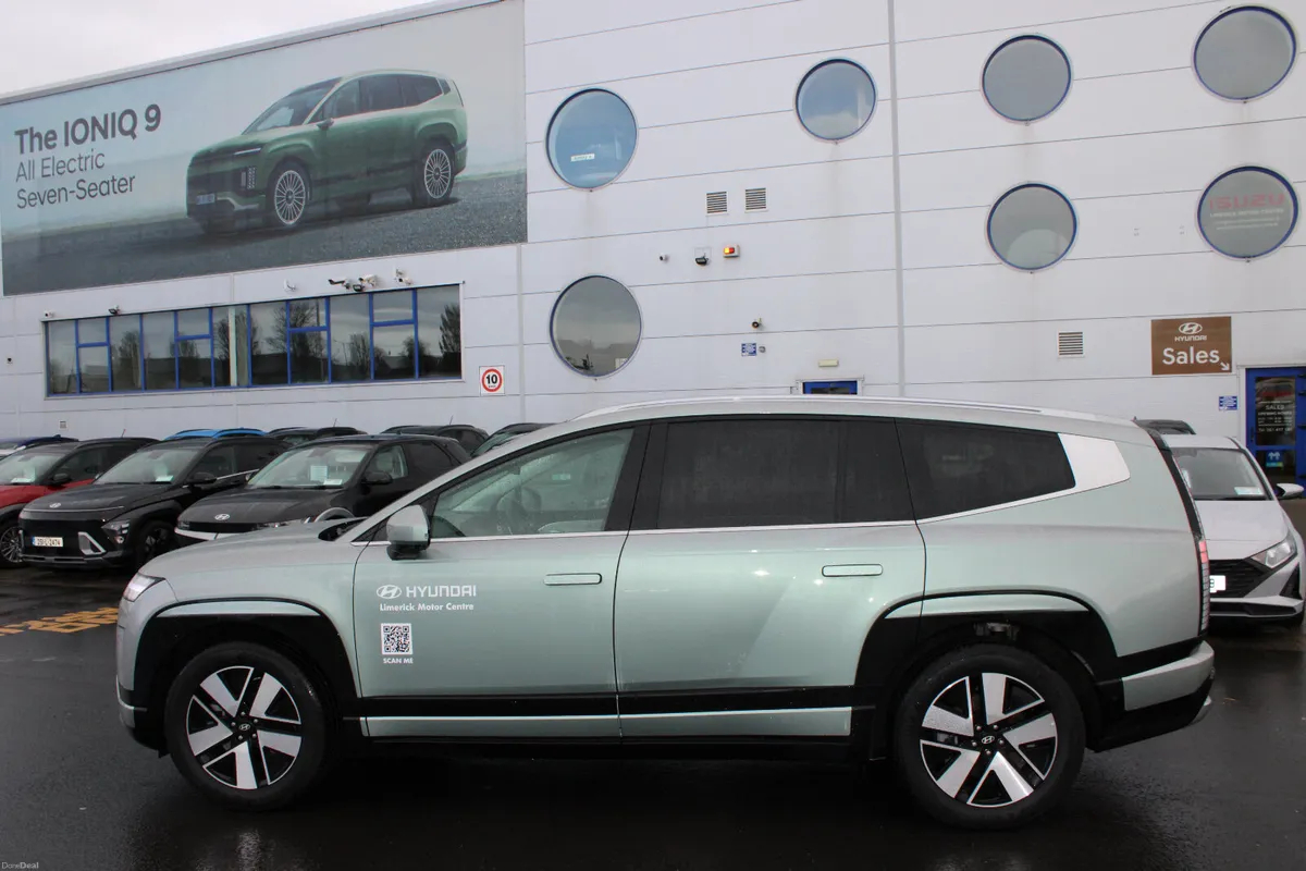 Hyundai IONIQ 9 2025 - Image 2