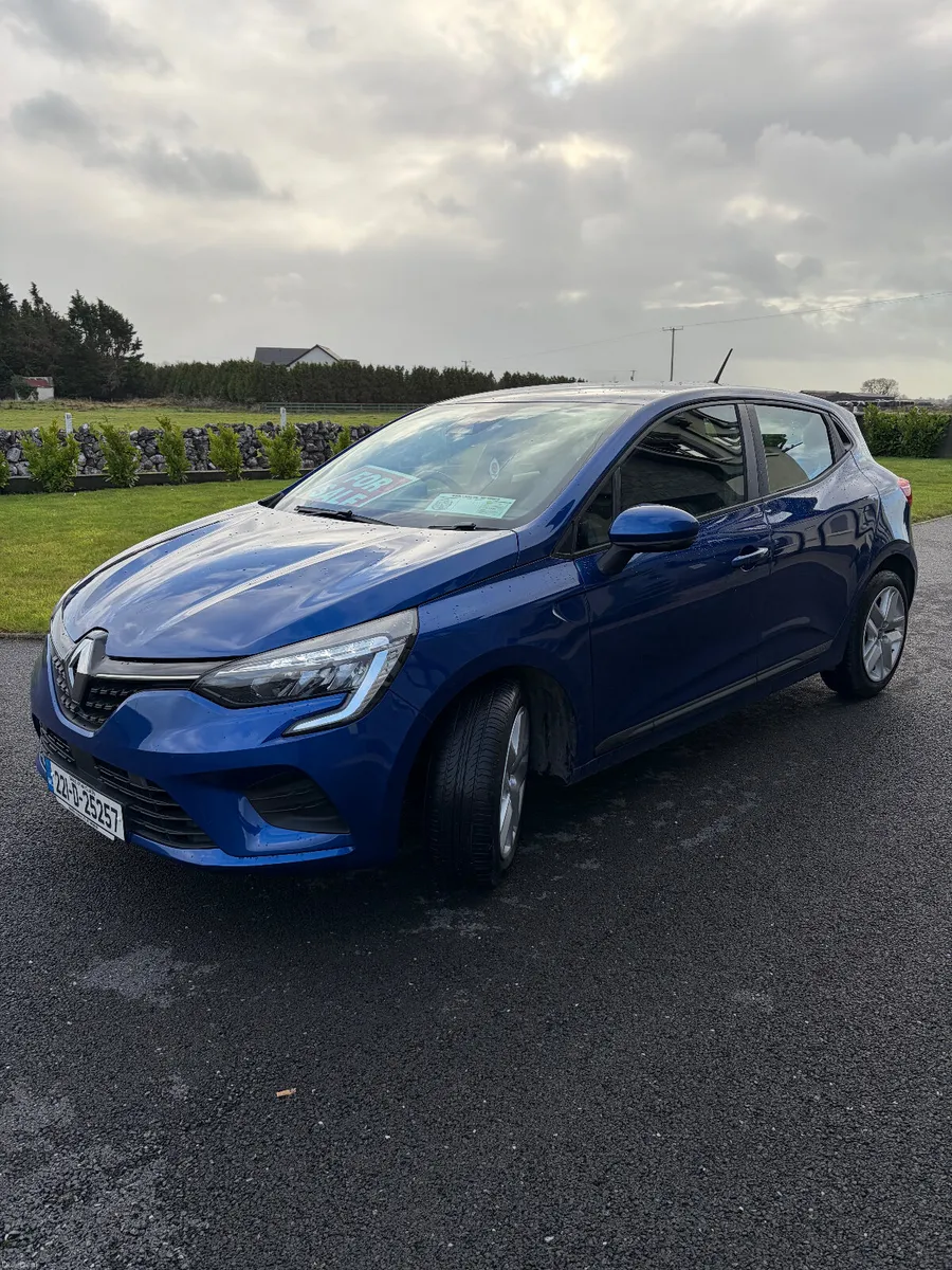 Renault Clio 2022 - Image 2