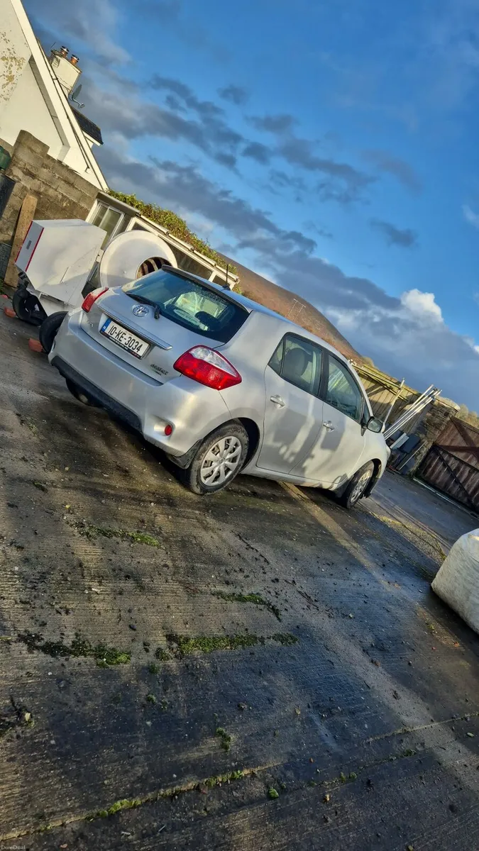 Toyota auris 1.4 diesel - Image 3