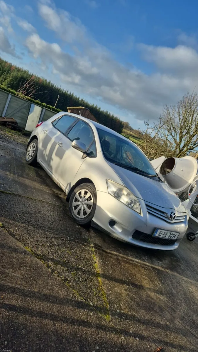 Toyota auris 1.4 diesel - Image 4