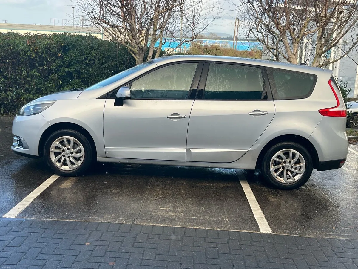 2014 Grand Scenic, 1 Previous Owner, Immaculate - Image 2