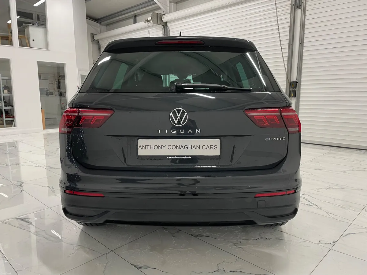 Volkswagen Tiguan 2022 Dsg Auto - Image 4