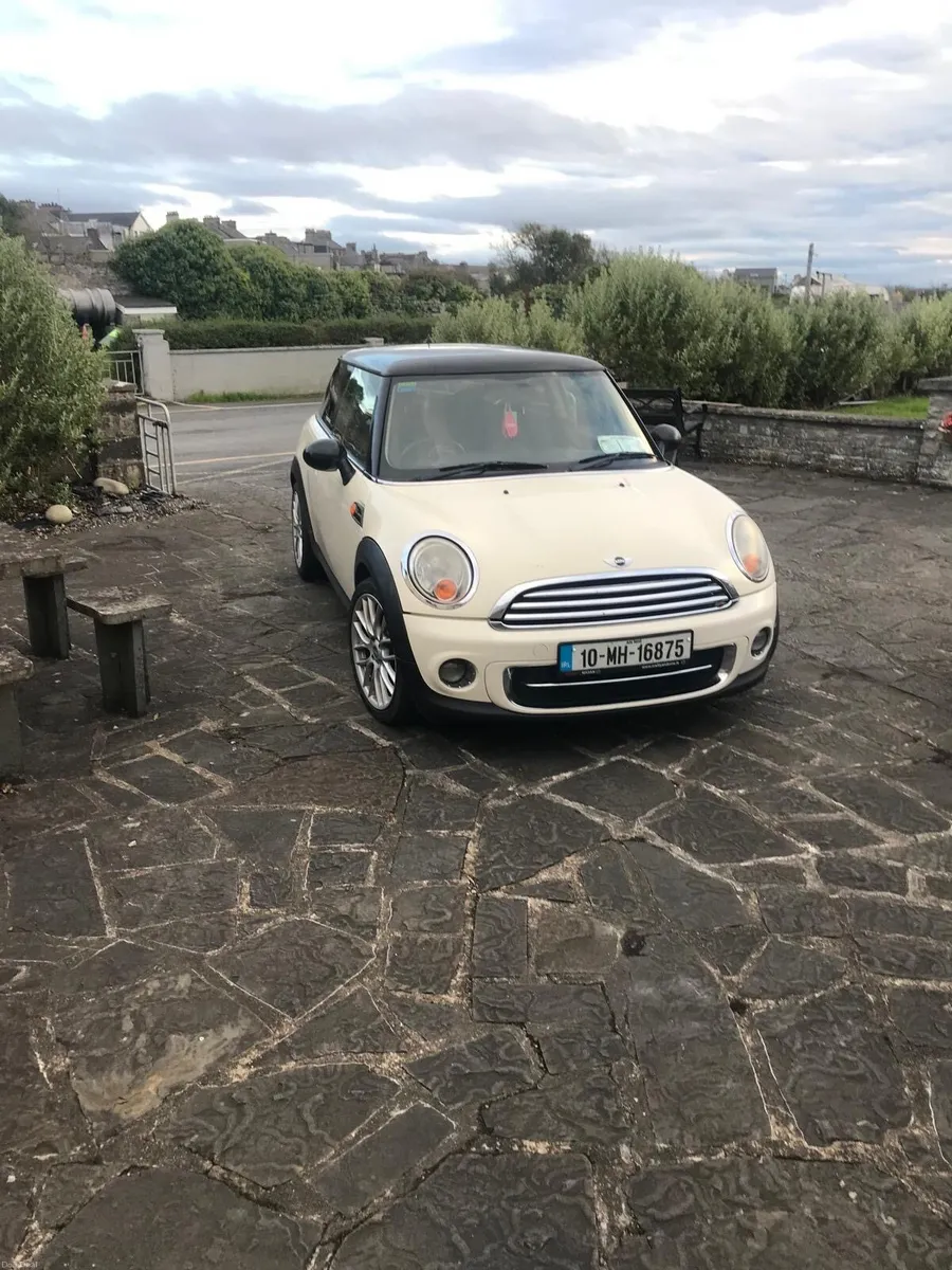 Mini Cooper 2010 ****NEEDS ENGINE**** - Image 1
