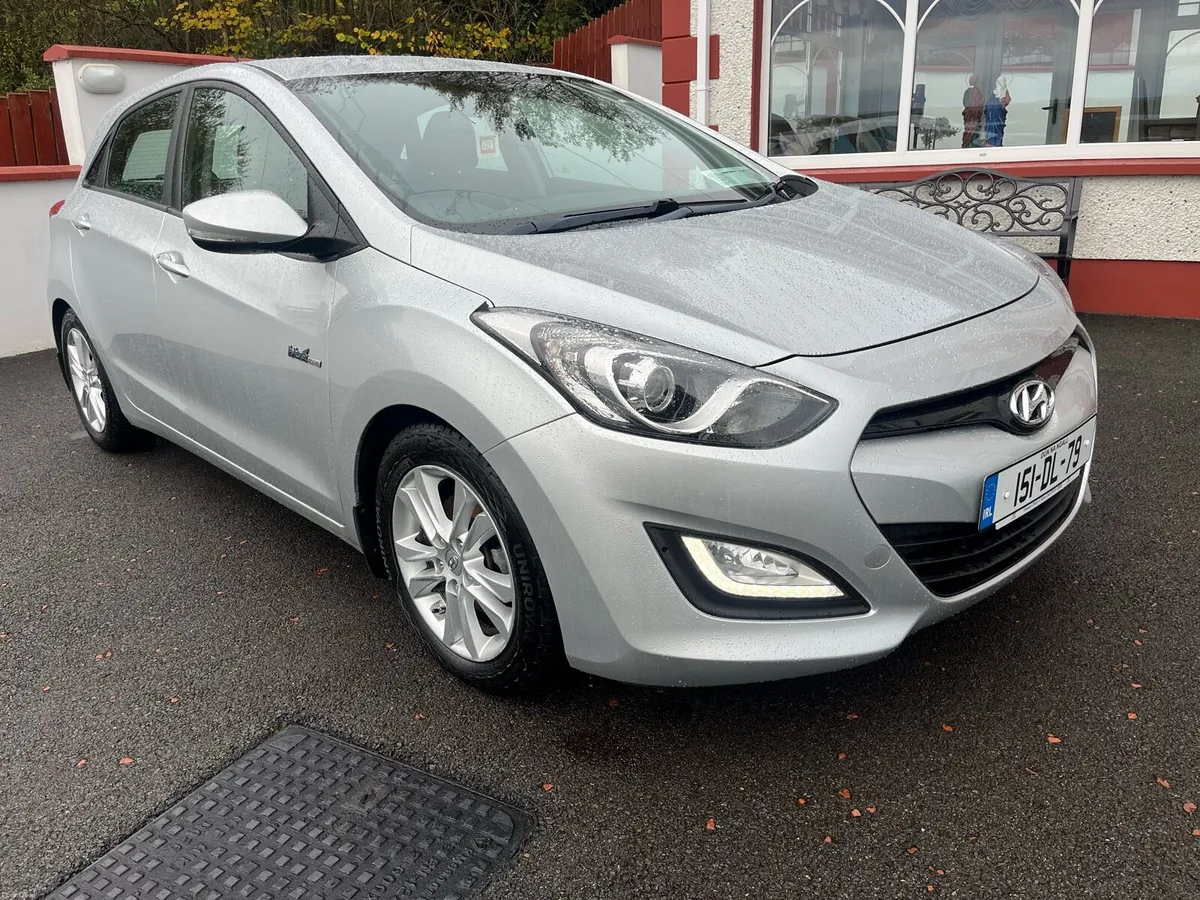 2015 Hyundai i30 Diesel deluxe - Image 1
