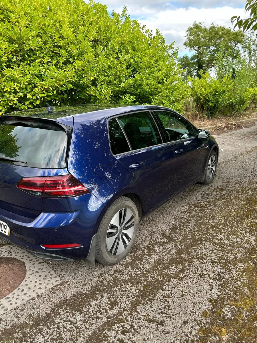 VW E Golf - Leather Comfortline - Image 6