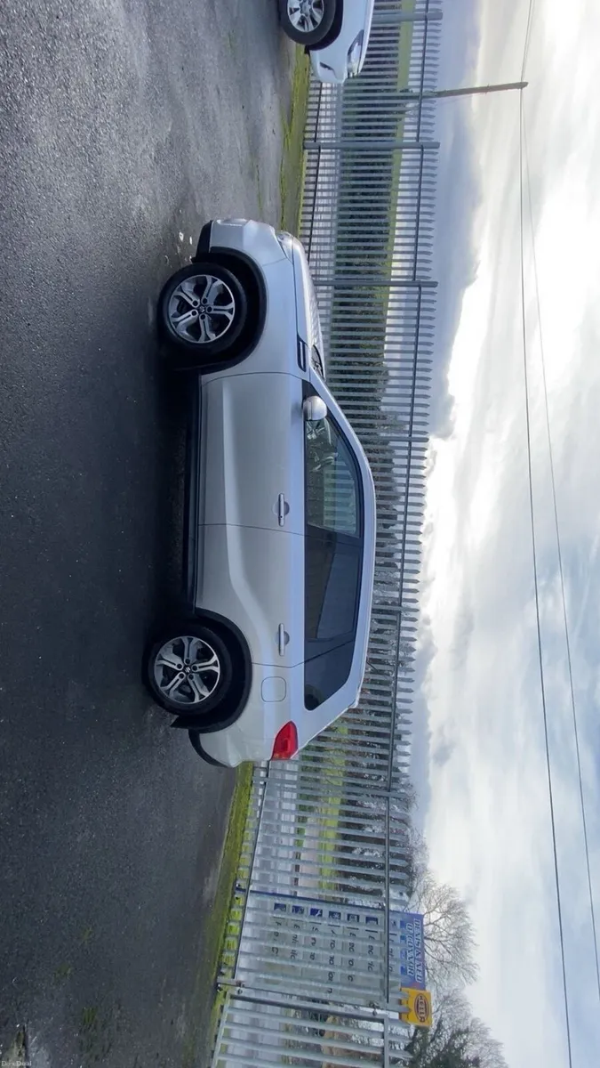 Suzuki Vitara GLX 2017 - Image 2