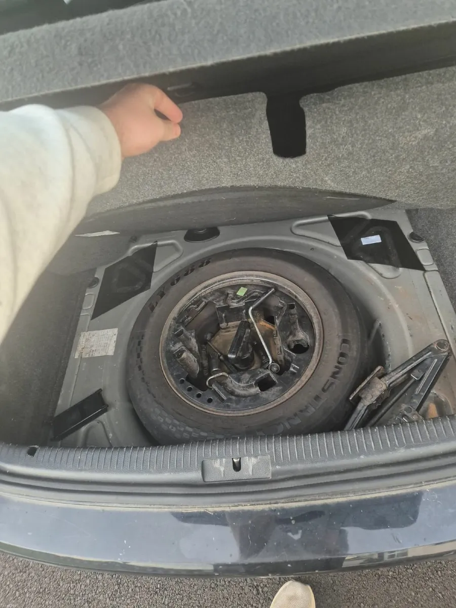 Volkswagen Golf 2011 - Image 5
