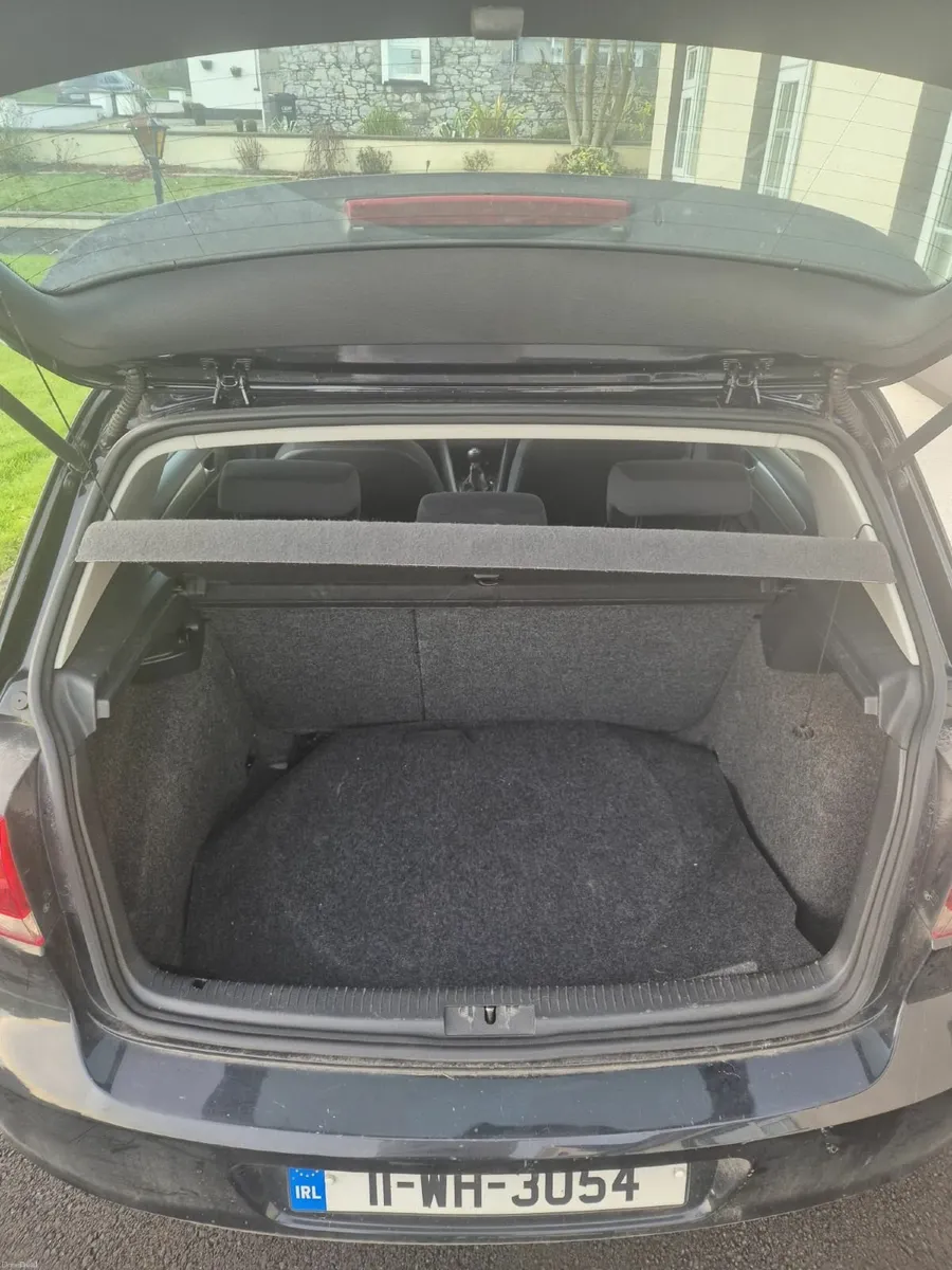Volkswagen Golf 2011 - Image 6