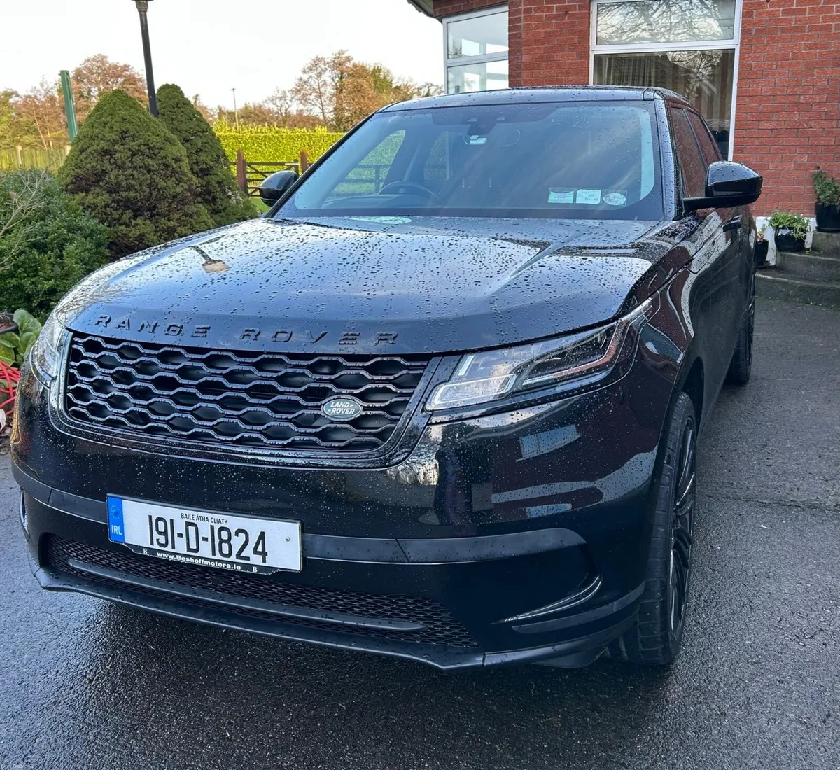 Range Rover Velar - Image 1