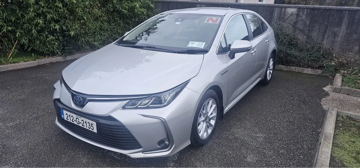 Toyota Corolla Luna HYB - Image 1