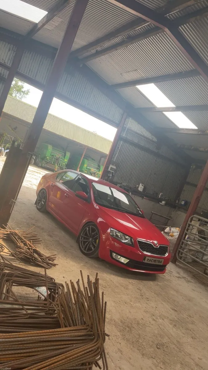 Skoda Octavia 2015 - Image 4