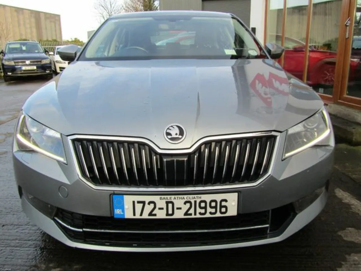Skoda Superb Ambition 2.0tdi 150BHP 4DR - Image 4