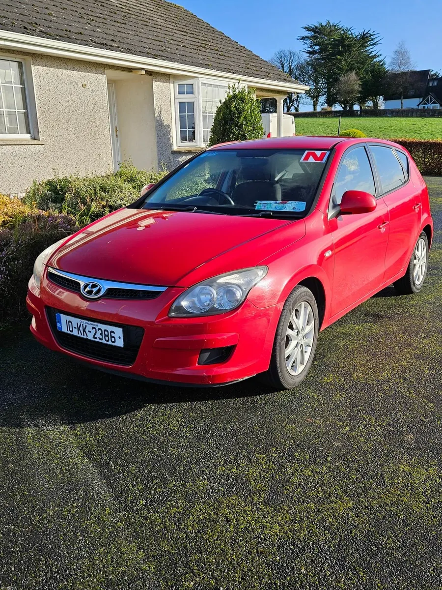 Hyundai i30 2010 - Image 1