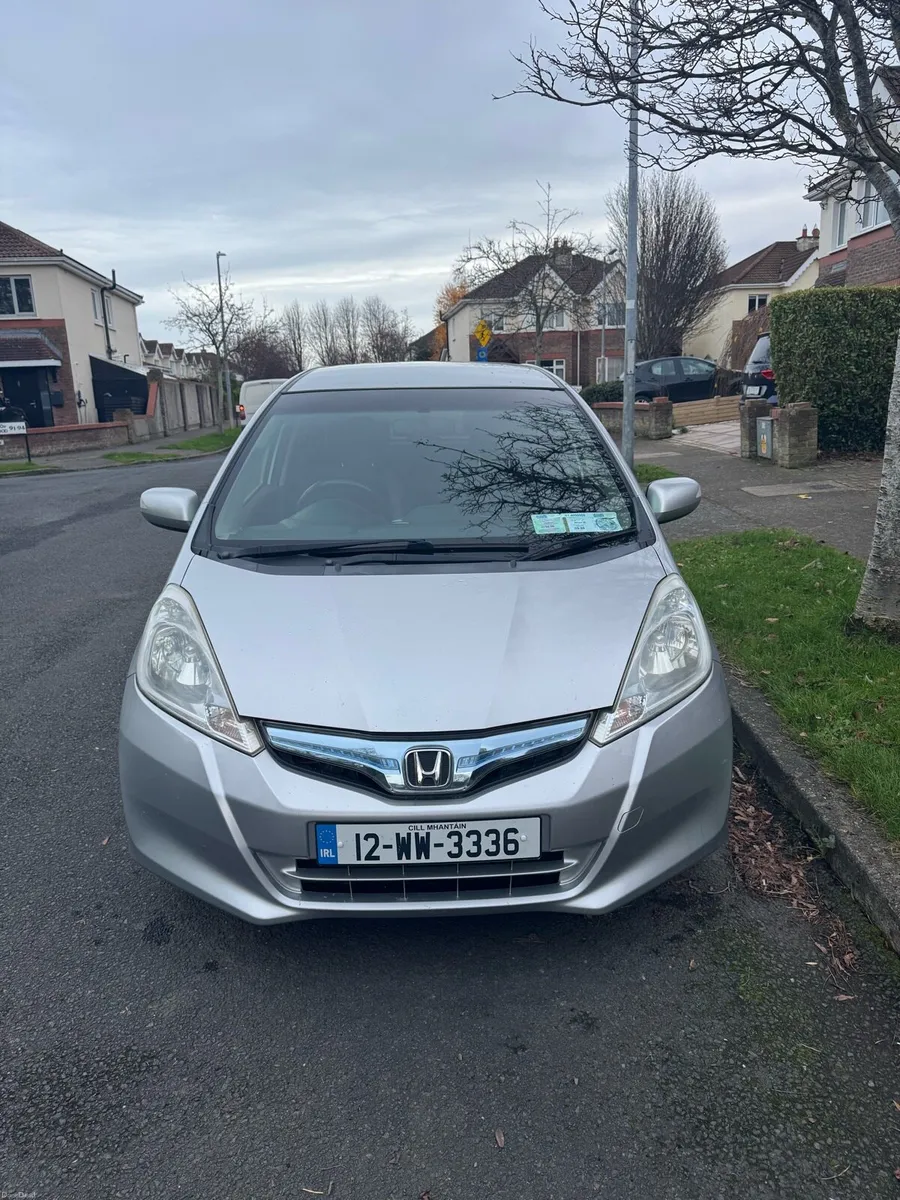 Honda Fit 2012 - Image 2